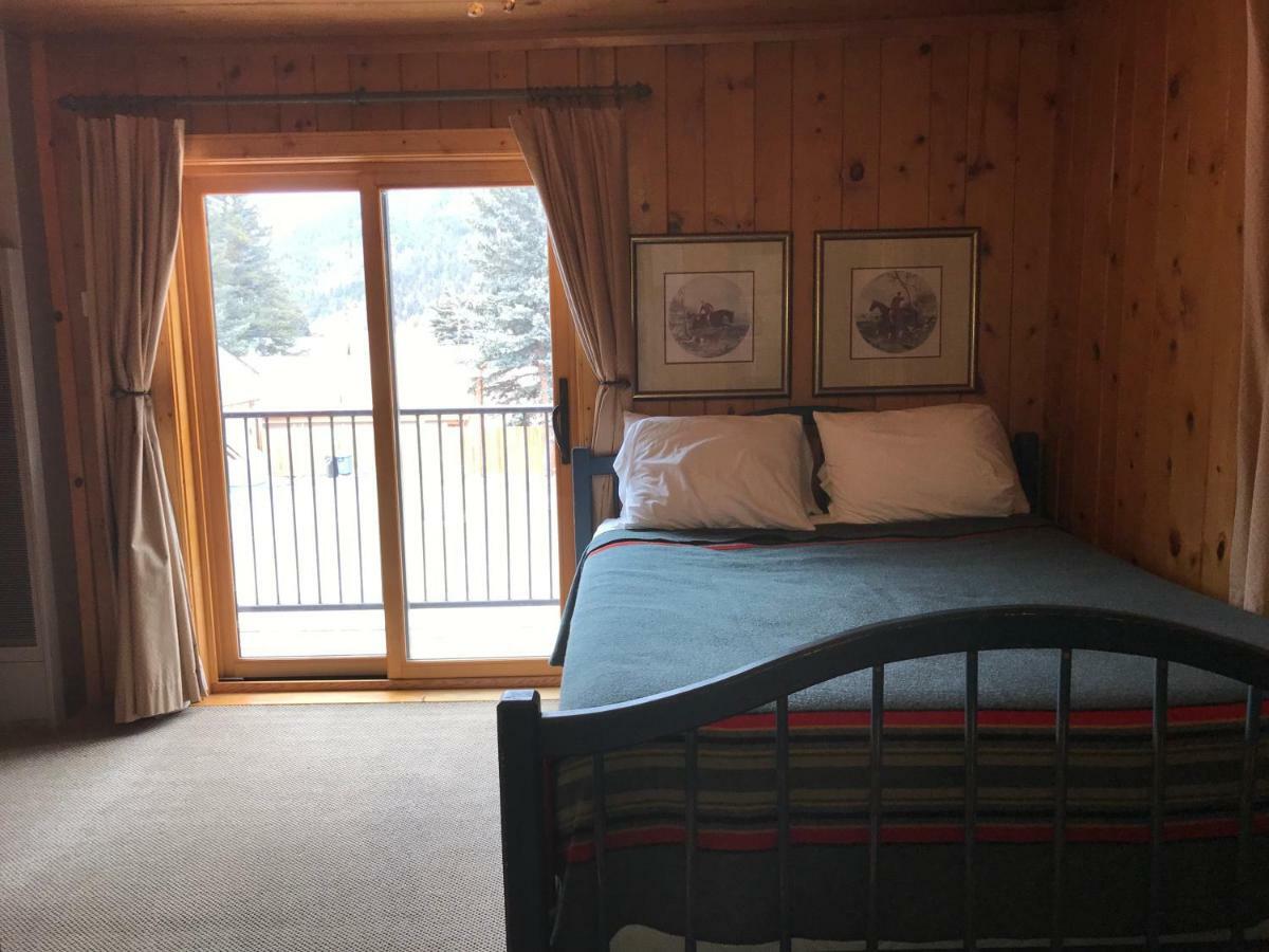 The Lodge At Red River Exteriér fotografie